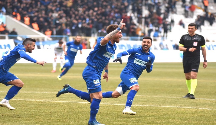 Eminevim'in Şampiyonluk Primi Erzurumspor'u Ateşledi