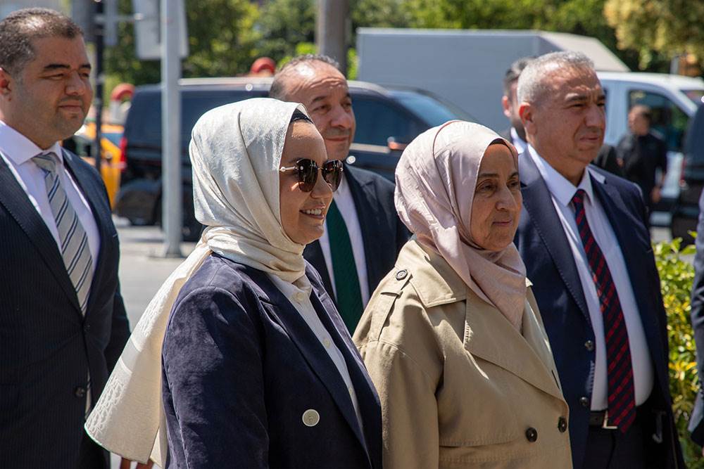 Yönetim Kurulumuzdan Eyüp Sultan Türbesi ve İstanbul Şubelerine Ziyaret
