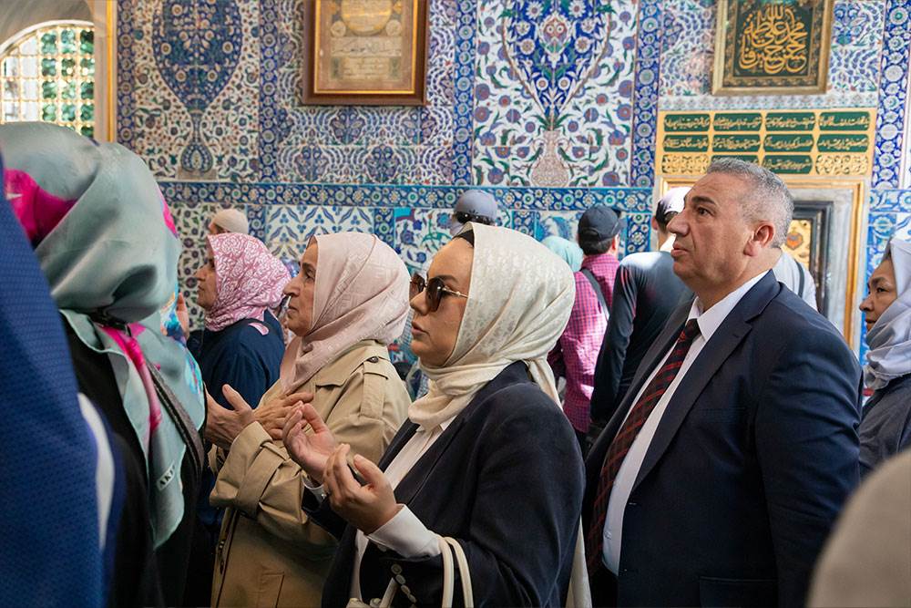 Yönetim Kurulumuzdan Eyüp Sultan Türbesi ve İstanbul Şubelerine Ziyaret